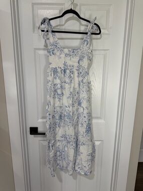 Cottagecore 🩵🤍 Blu Pepper White Dress with Blue Floral Print